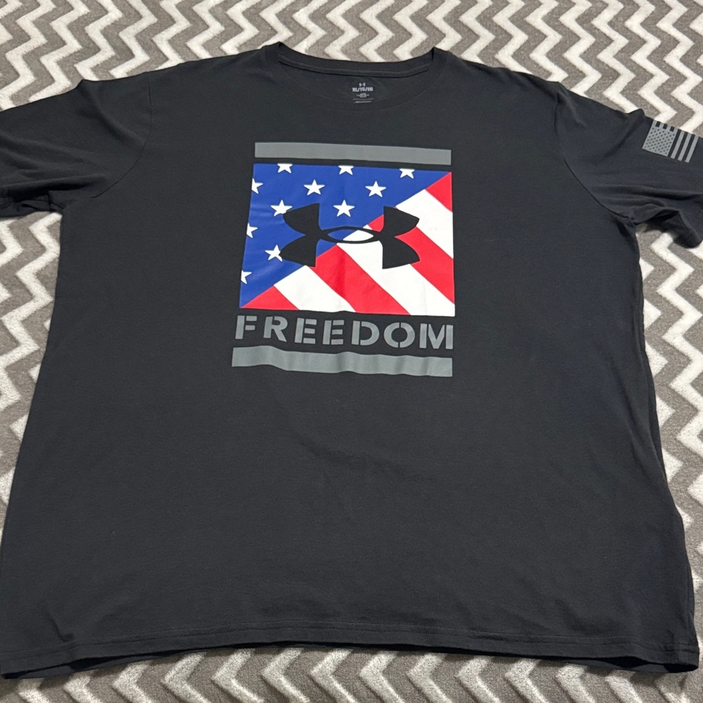 Under Armour Men's Black Freedom Tee with Flag Design